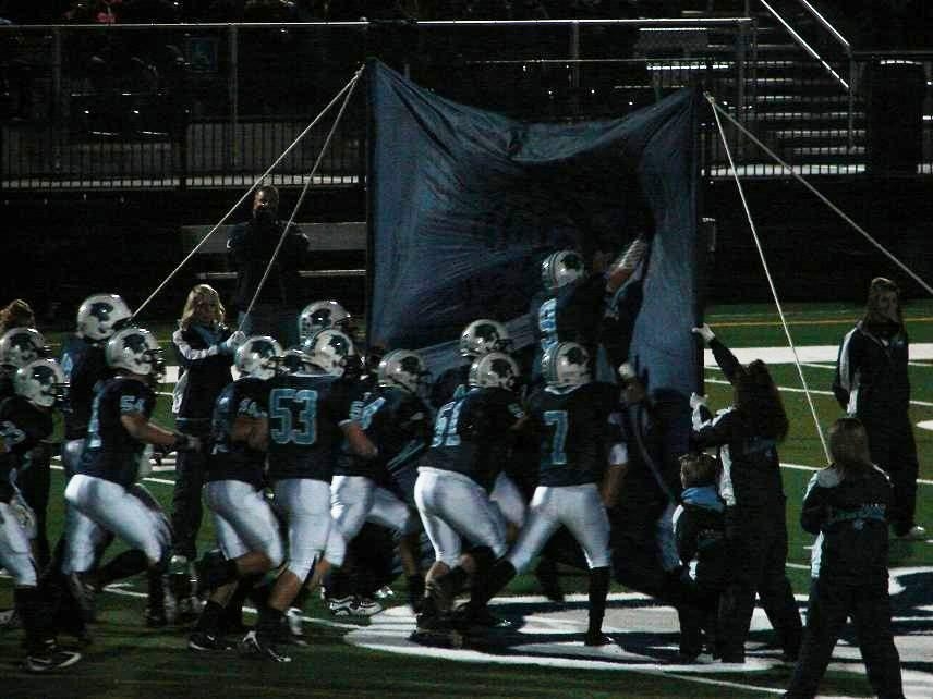 leopards-bust-through leopards-bust-through