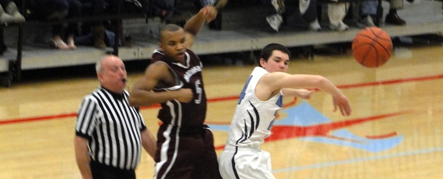 Trevor Meredith Opening Tip Louisville Leopards Against Boardman in Tournament