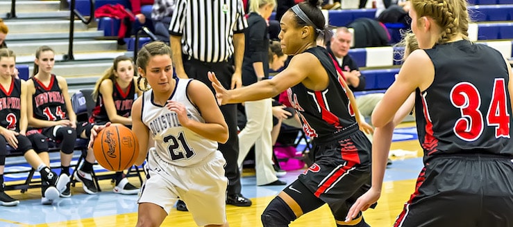 Ellie Jackson Louisville Leopards Girls Basketball Vs. New Philadelphia Quakers 2016-2017