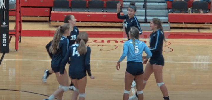 Louisville Leopards Varsity Volleyball 2020 At Canfield Cardinals