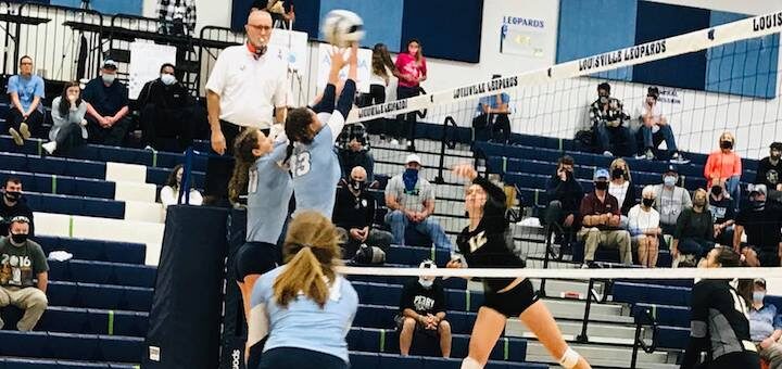Lexi Jobe and Paige Cole Block Louisville Leopards Volleyball Vs. Perry Panthers 2020