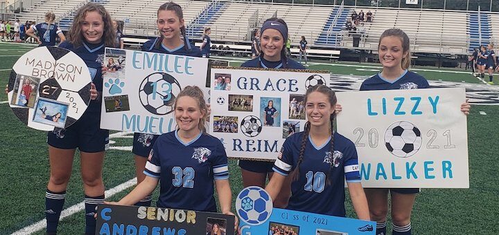 Louisville Leopards Girls Soccer Seniors 2020