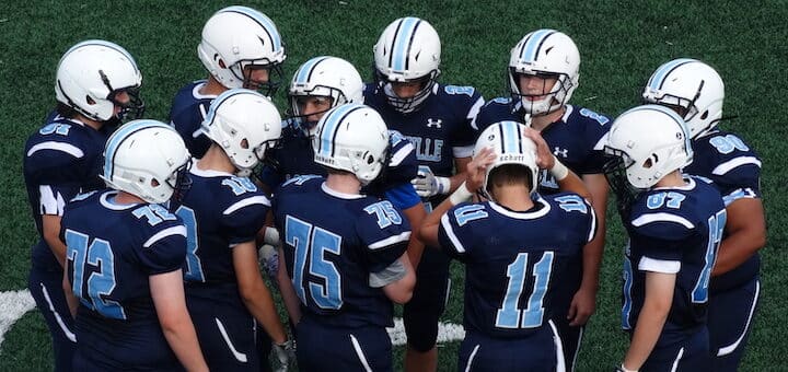 Louisville Leopards Freshman Football 2020 Huddle