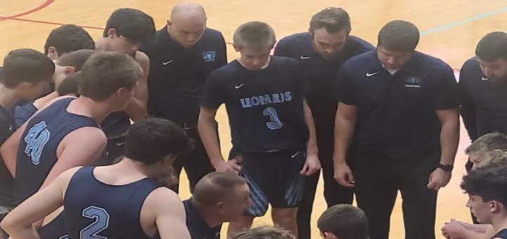 Louisville Leopards at Alliance Aviators Boys Basketball Huddle 2021