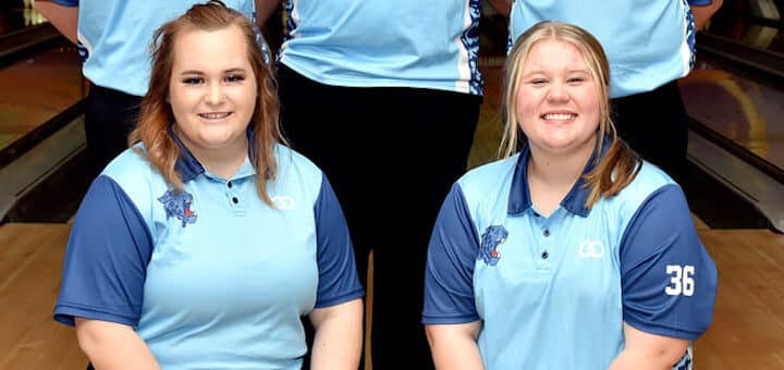 Alysa Thornill and Madison Kennedy Louisville Leopards Girls Bowling Captains 2022