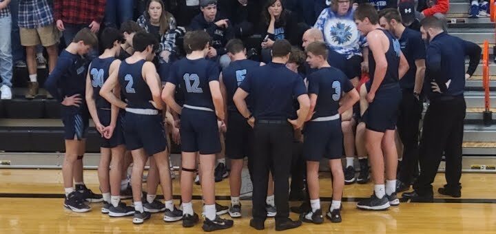 Louisville Leopards Boys Varsity Basketball Huddle 2022 at Marlington