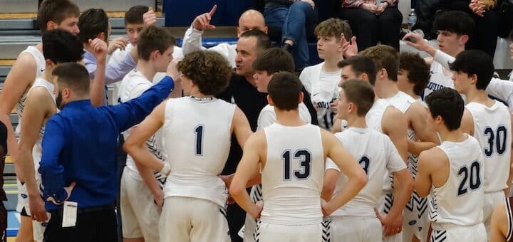 Louisville Leopards Boys Varsity Basketball Team Huddle 2021 Vs. Boardman Spartans