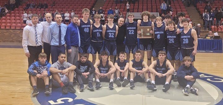 Louisville Leopards Boys Basketball 2022 Regional Runner-Ups