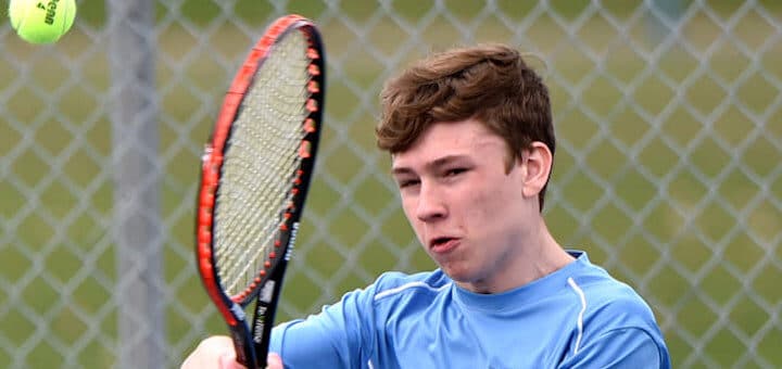 Isaiah Gray Louisville Leopards Boys Tennis Vs. Canfield Cardinals 2022 - Herald