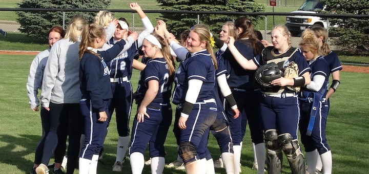 Louisville Leopards Softball 2021 Sectional Champions
