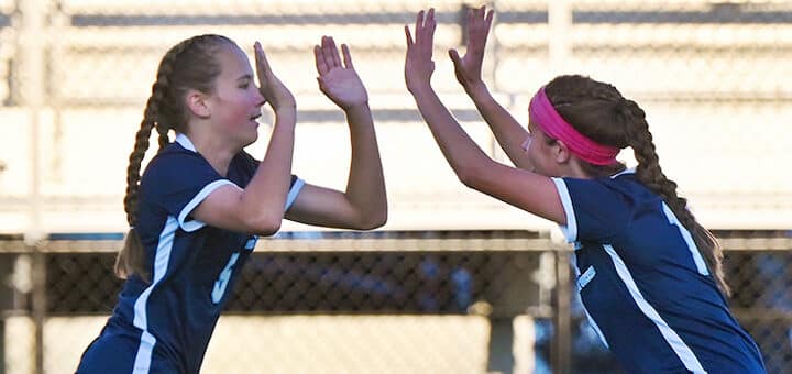 Sammi Beatty and Payton Allan Louisville Leopards Vs. Coventry Comets Girls Soccer 2022 - Herald