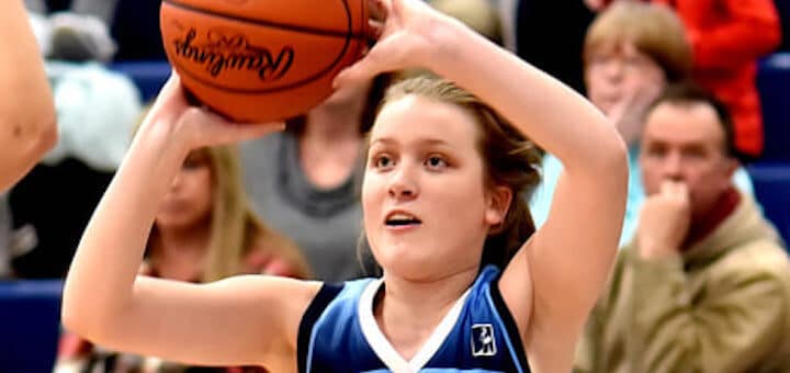 Taryn Miglich Louisville Leopards Girls Basketball Vs. Canfield Cardinals 2022 - Herald