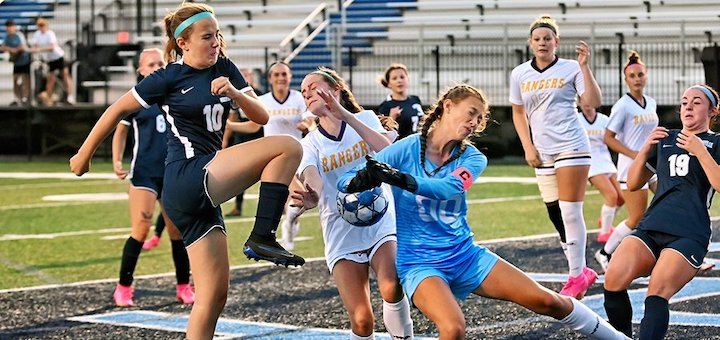 Sammi Beatty Louisville Leopards Girls Soccer Vs. Lakewood Rangers 2023 - Herald