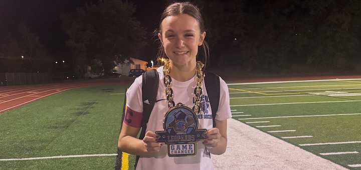 Alyssa Schillig Louisville Leopards Girls Soccer at Cardinal Mooney Cardinals 2025
