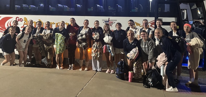 Louisville Leoaprds Girls Soccer Team at Mapleton Mounties 2025