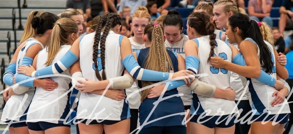 Louisville Leopards Volleyball Huddle Vs. Perry 2026 - Everhart